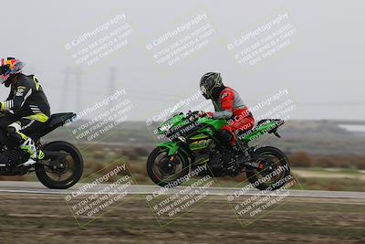 media/Nov-29-2025-TrackDaz (Sat) [[10ae2d9bce]]/B Group/Session 4 (Wheelie Bump)/